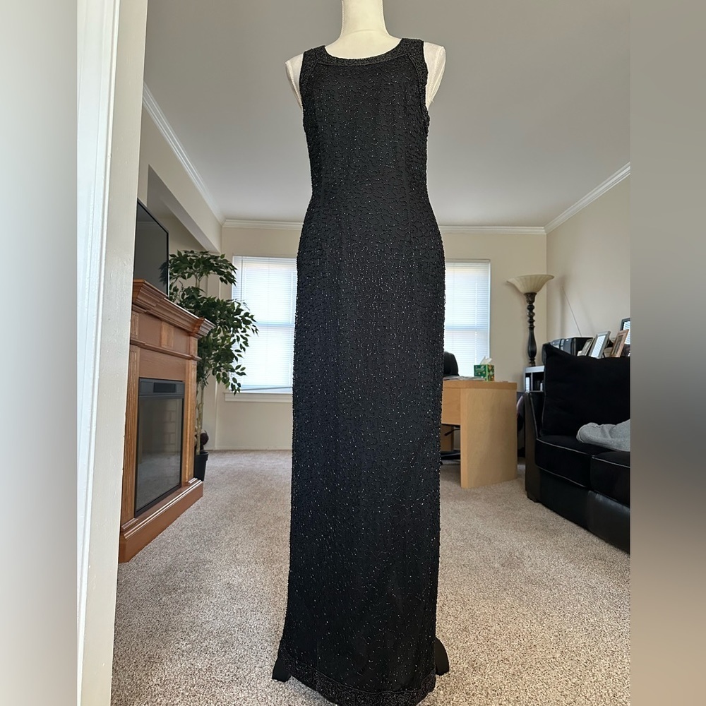 Lawrence Kager 100% Silk Embellished Sequined Dress  Back Slit Sz M Demure